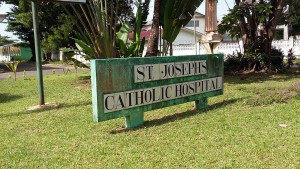 Entrada del Saint Joseph´s Catholic Hospital