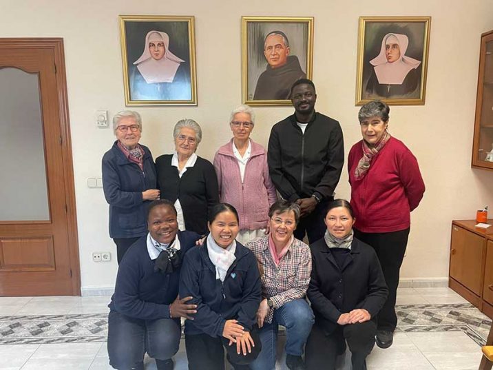 Con un grupo de hermanas Hospitalarias en Ciempozuelos